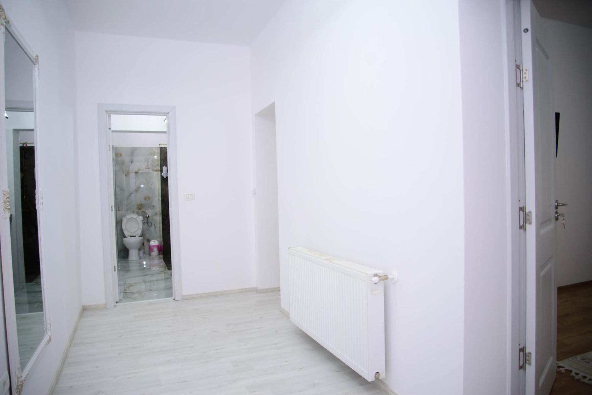 Lisia Residence #1 Piatra Neamt Exterior photo